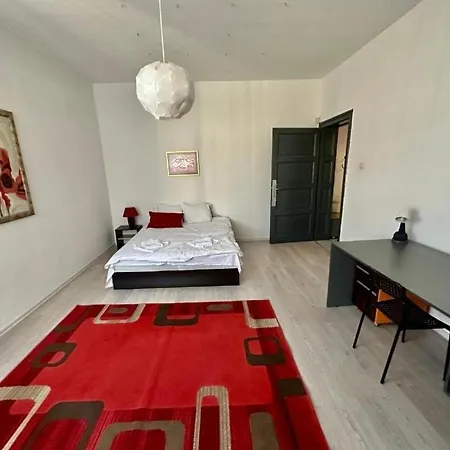 Downtown Serenity Apartment